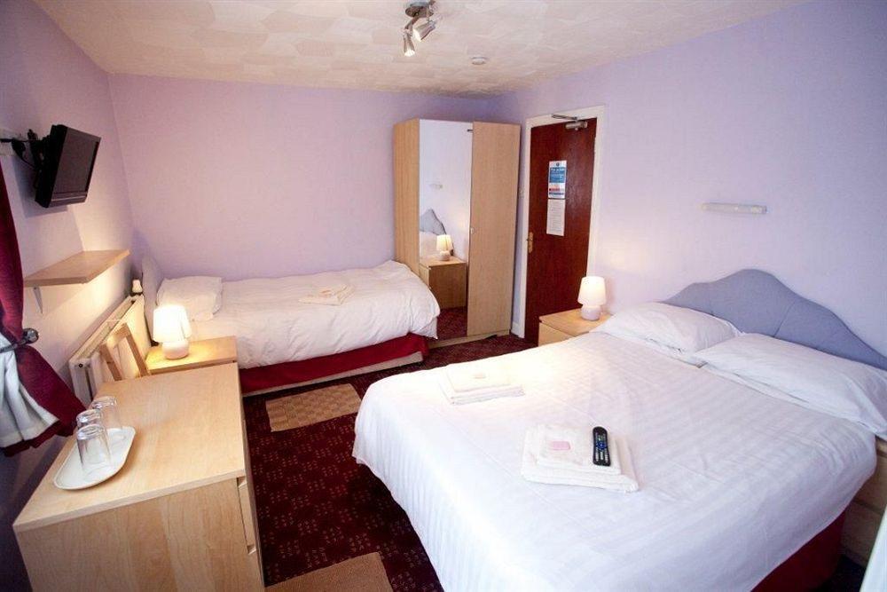 Hawthorn Hotel Radcliffe Kültér fotó