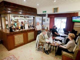 Hawthorn Hotel Radcliffe Kültér fotó