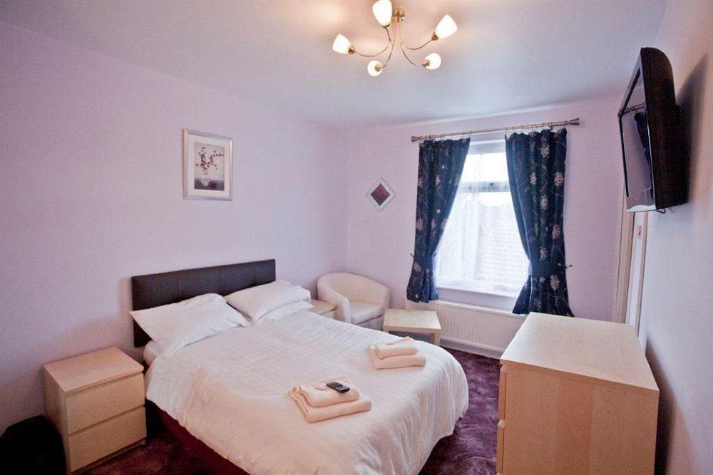 Hawthorn Hotel Radcliffe Kültér fotó